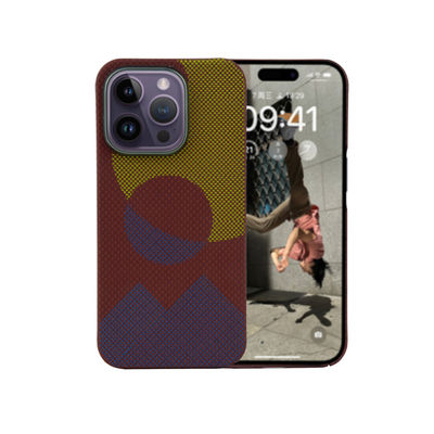 Luxe Aangepaste Patroon Aramid Carbon Fiber Telefoonhoes voor iPhone 16 Pro Max met 0,8 mm Dikte en 16g Gewicht